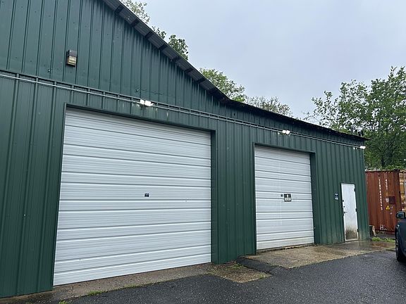 2nd image of 404 Gulpha St #1