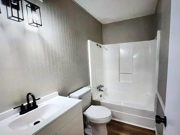 210 Park St W #210PARKST — Photo 9