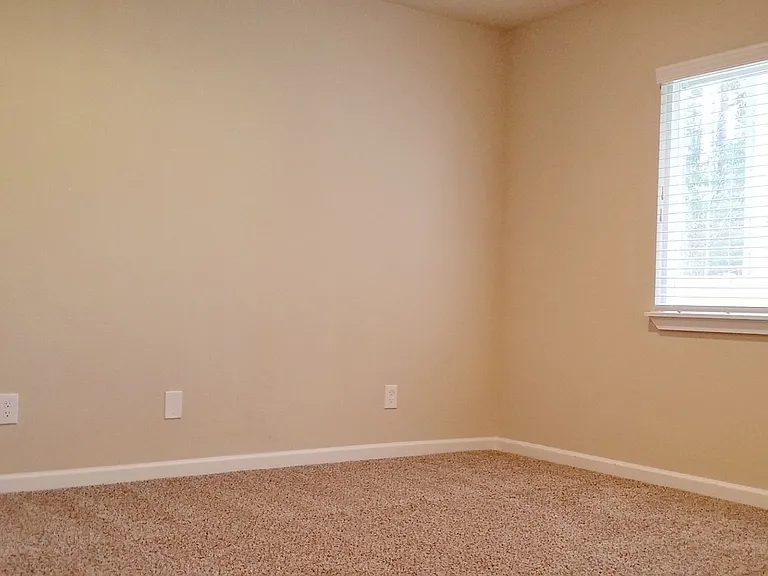 4315 Cedar Ct SE — Photo 31
