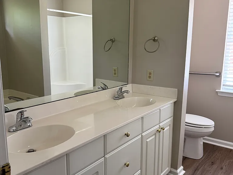 33 Pennington Pl — Photo 7