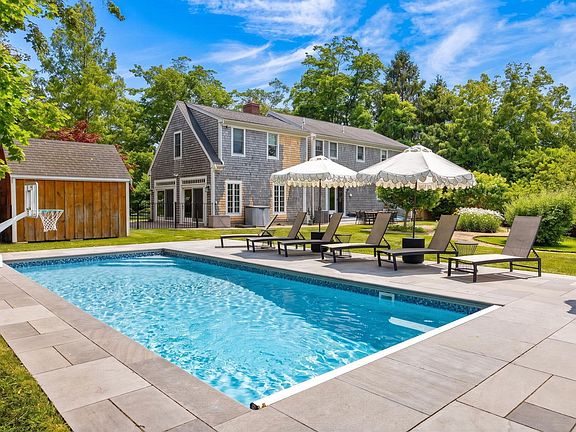 5th image of 10 Westmoreland Drive