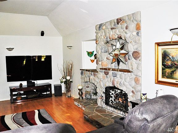 5th image of 8420 86th Street Ct NW
