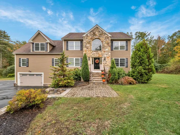 7 Coopers Grove Road, Kingston, NH 03848