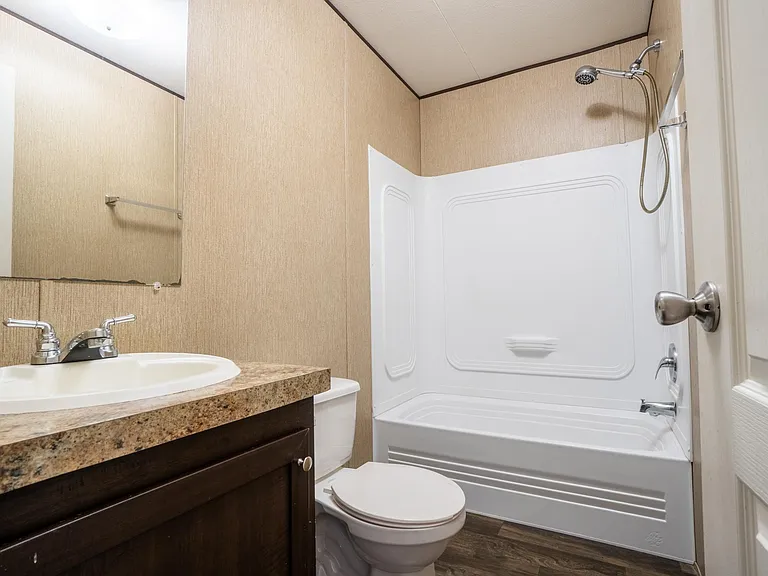 11621 Annandale Rd — Photo 15
