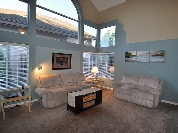 4th image of 5834 Pebble Creek Dr