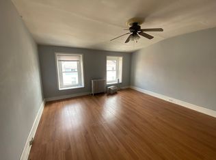 152 East St, Philadelphia, PA 19127