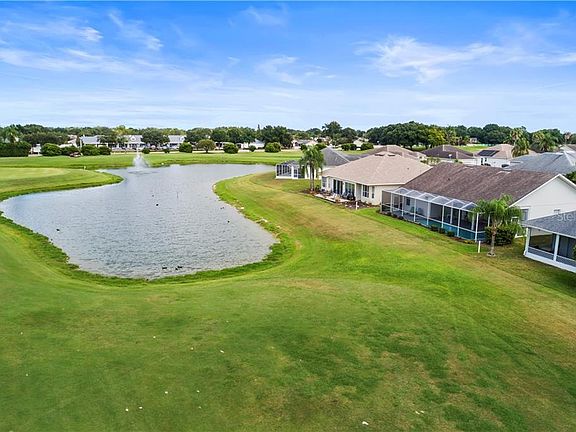 4th image of 7071 Hazeltine Cir