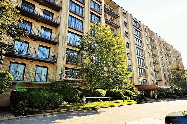 1st image of 4601 W Touhy Ave APT 812