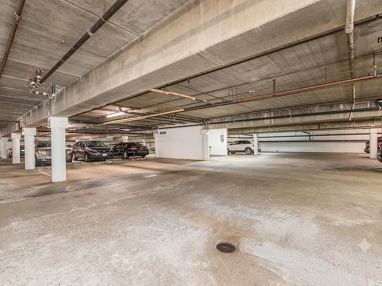 497 El Molino Ave #209 — Photo 18