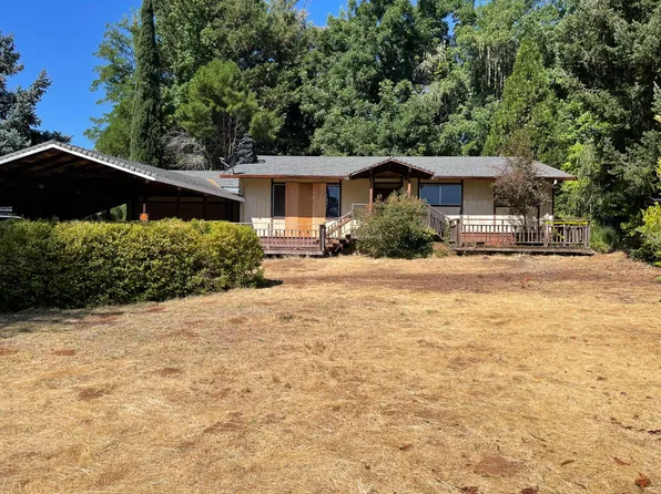 10912 Canyon View Dr, Grass Valley, CA 95945