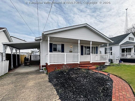 4th image of 919 9th St