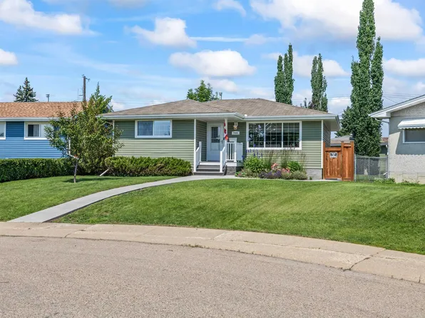 7408 133rd Ave NW, Edmonton, AB T5C 2E4