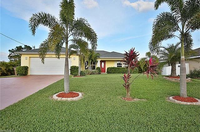 1st image of 1305 S Gator Cir