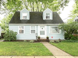 1415 E Poxson Ave, Lansing, MI 48910