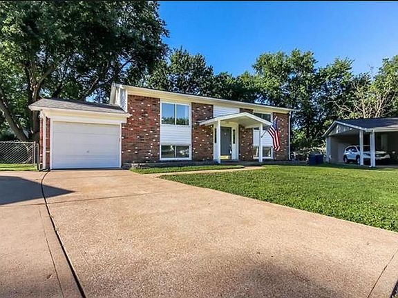 2nd image of 12433 Glengate Dr