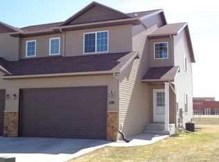 1241 39th Ave S, Moorhead, MN 56560