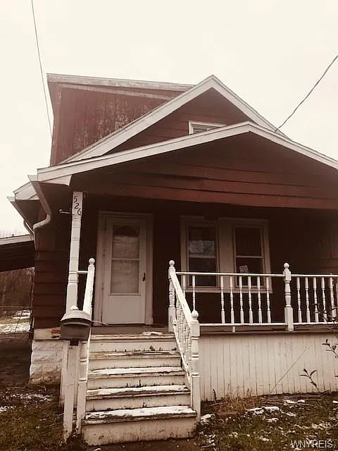 526 59th St photo 1
