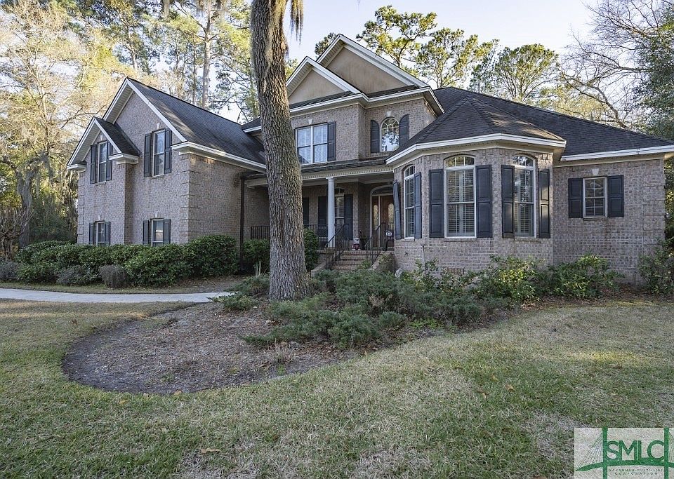 1st image of 121 Woodline Drive