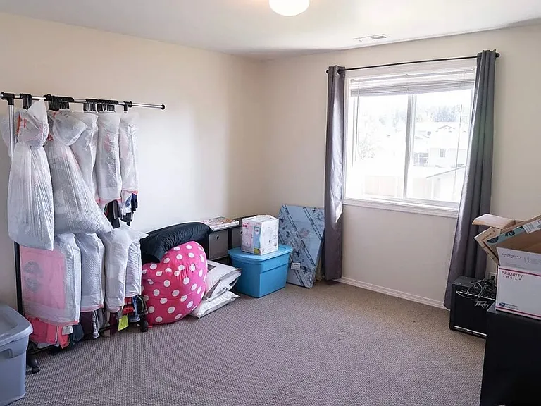 9315 W Caelen Ave — Photo 15