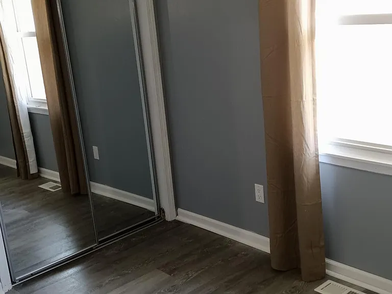 1413 Cedar St — Photo 16