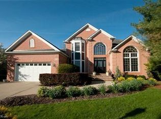20741 Carlton Ct, Strongsville, OH