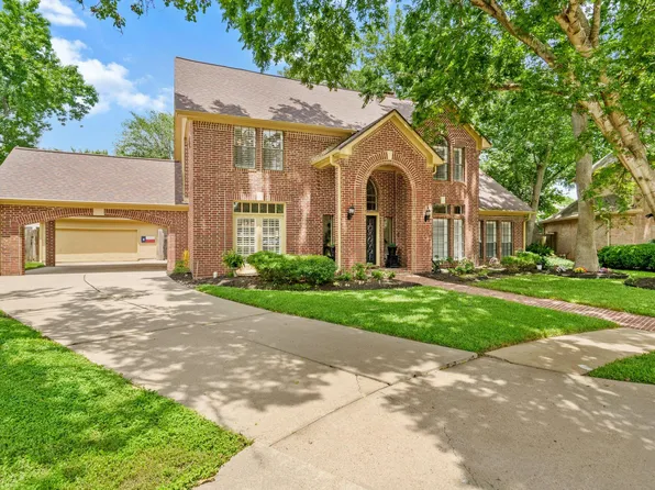 2222 Mossy Glen Ct, Richmond, TX 77406