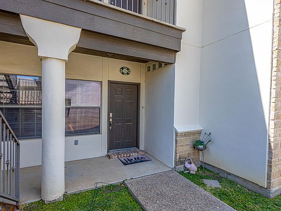5th image of 9811 Sterling St #111