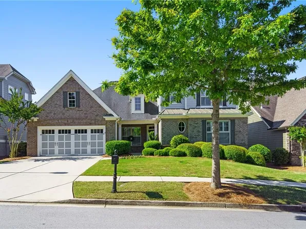 6913 Hopscotch Ct, Flowery Branch, GA 30542