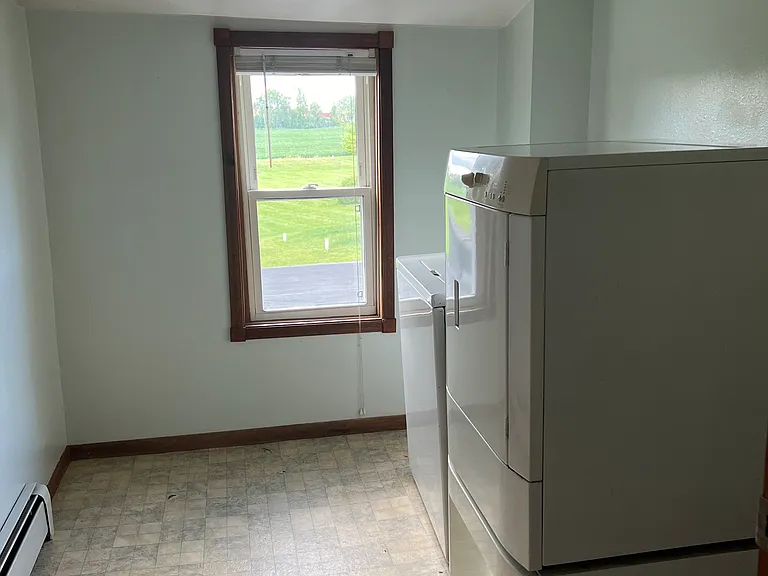 W2342 Northwestern Ave #5 — Photo 4