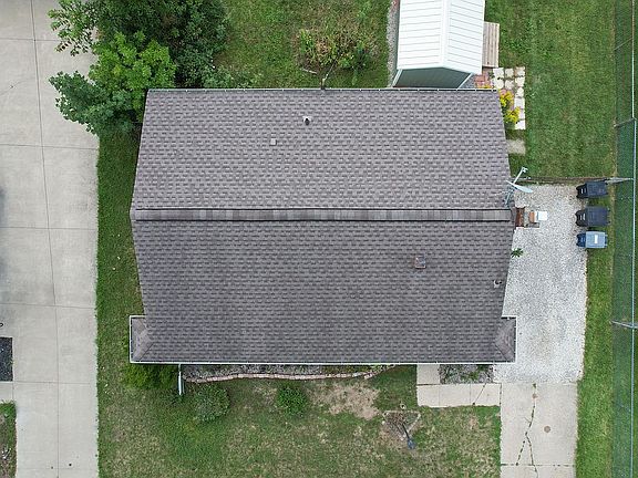 3rd image of 2858 Marshall St