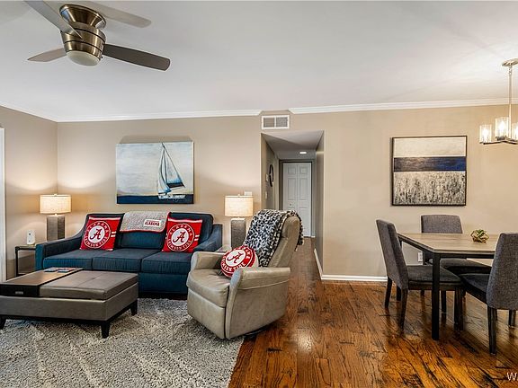 2nd image of 120 15th St E APT 112