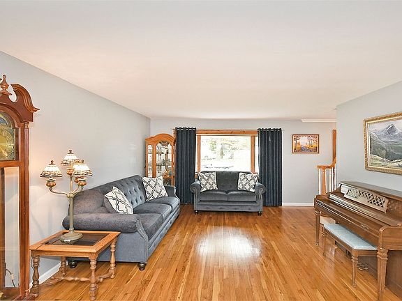 5th image of 22 Kenny St