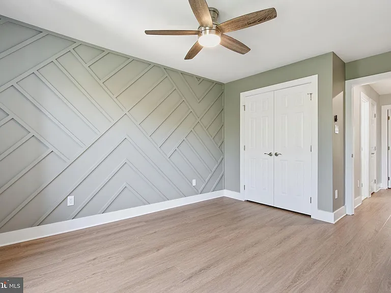 12087 Edgemere Cir — Photo 25