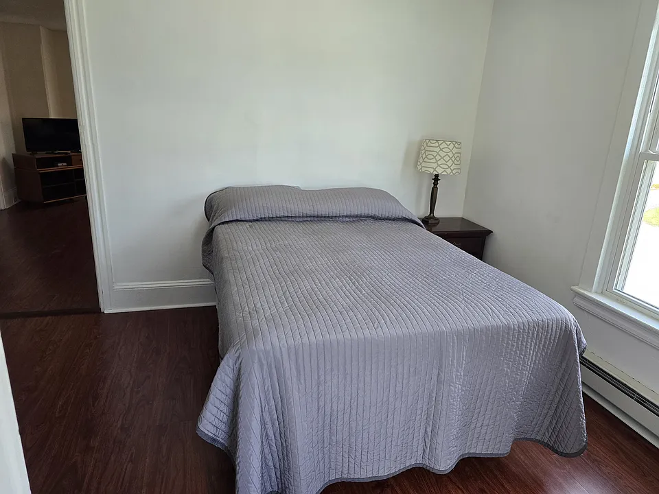 1216 W Lincoln Hwy #3