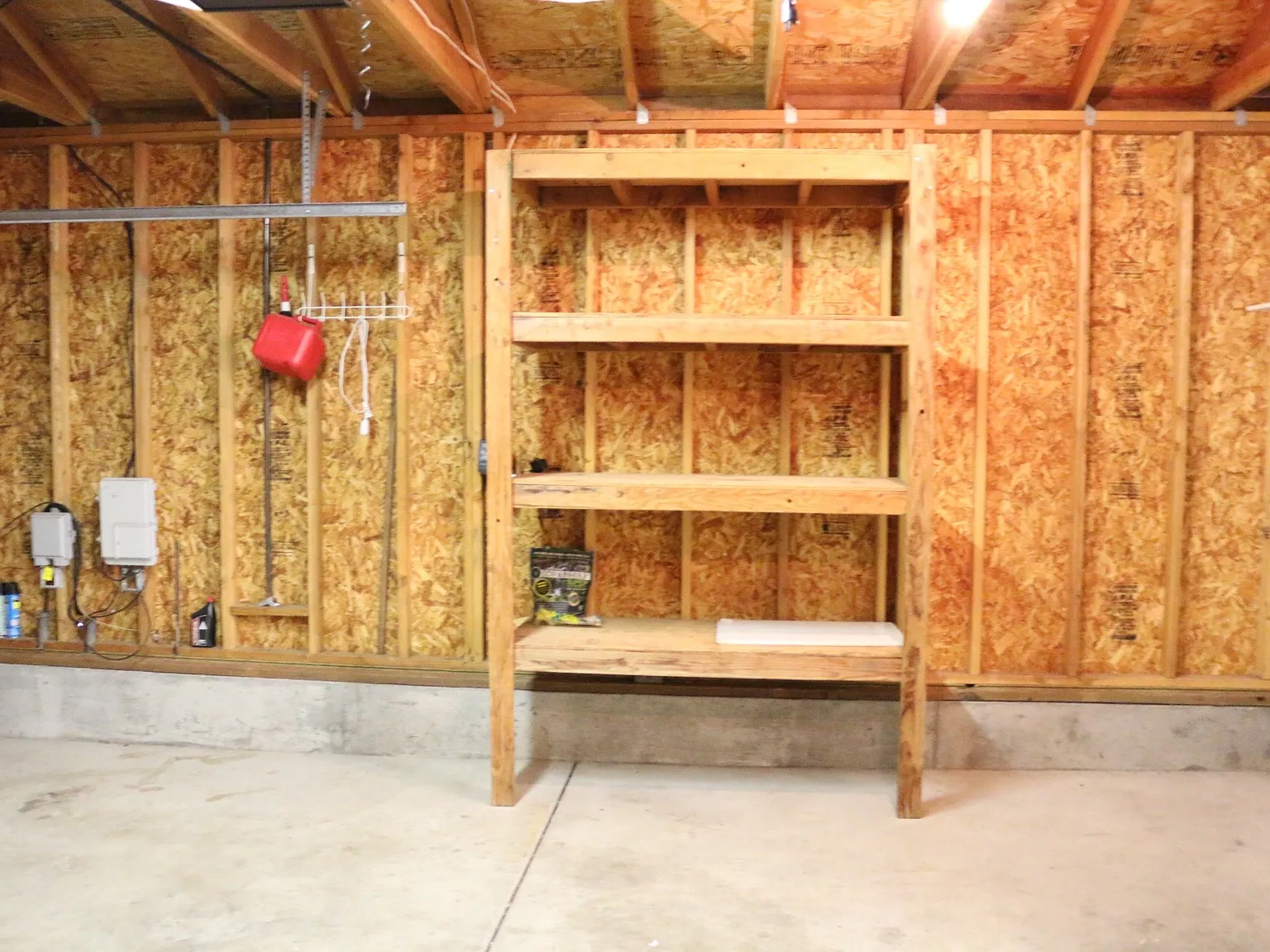 036 ID #, 445 Crystal Drive - 1 — Photo 2