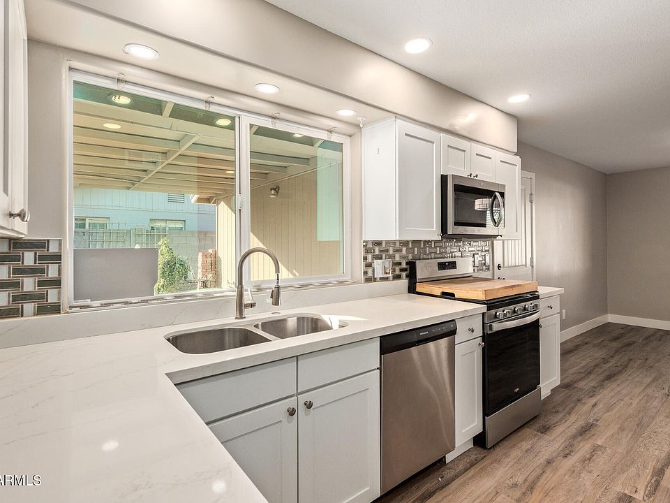 3829 W CARIBBEAN Lane, Phoenix, AZ 85053 | Zillow