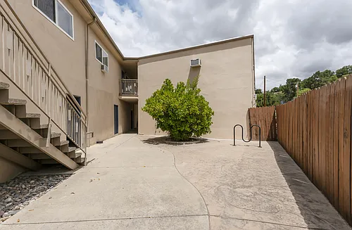 1690 E Hillcrest Dr Photo 1