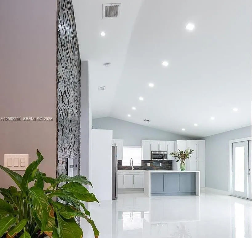 Adventure Homes — Photo 4