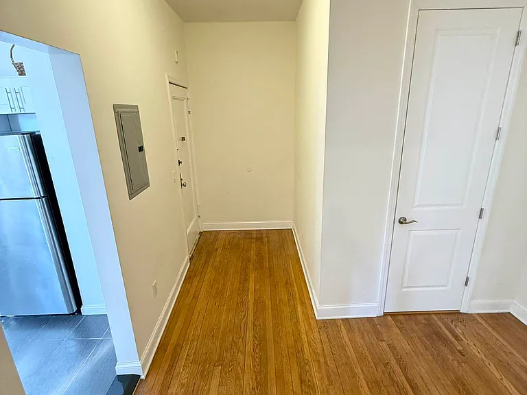 115-25 Metropolitan Ave #61 — Photo 4