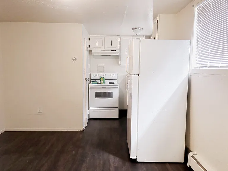 1335 Hyder St — Photo 28