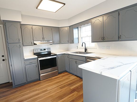 3rd image of 7515 Ontario St