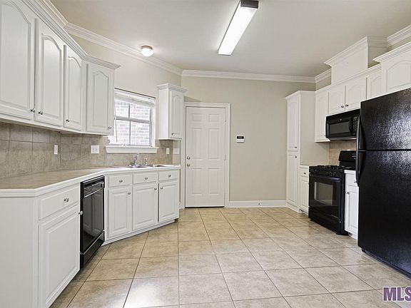 4th image of 12397 Dutchtown Villa Dr