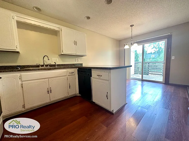 13350 Timber Crest Dr N — Photo 5