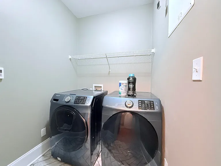 2559 Rosin Way — Photo 21