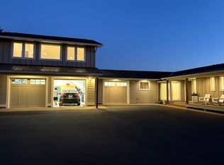 2010 SW Schaeffer Rd, West Linn, OR 97068