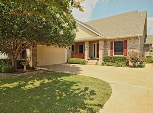 10801 River Plantation Dr, Austin, TX 78747