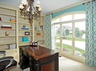 6668 Silver Creek Dr, Indianapolis, IN 46259