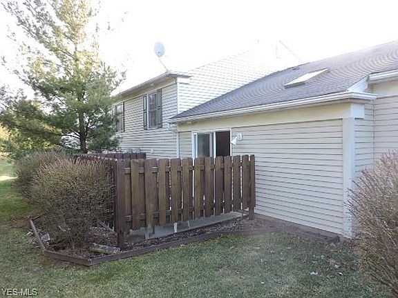 2nd image of 651 Sturbridge Dr Unit 6