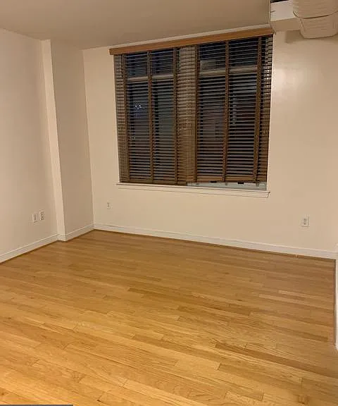 155 Potomac Psge #408 — Photo 19