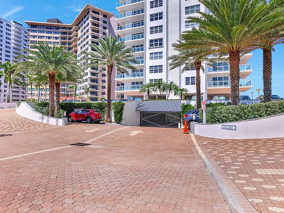 5th image of 3750 Galt Ocean Drive #211